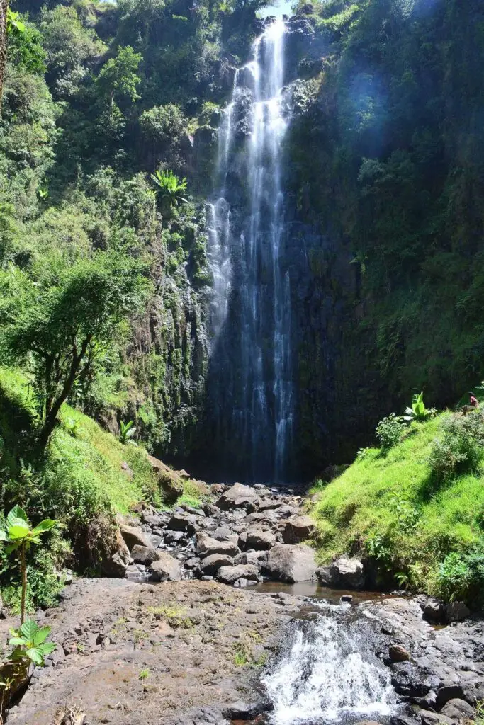 Materuni-waterfalls-jadore-safaris-tanzania