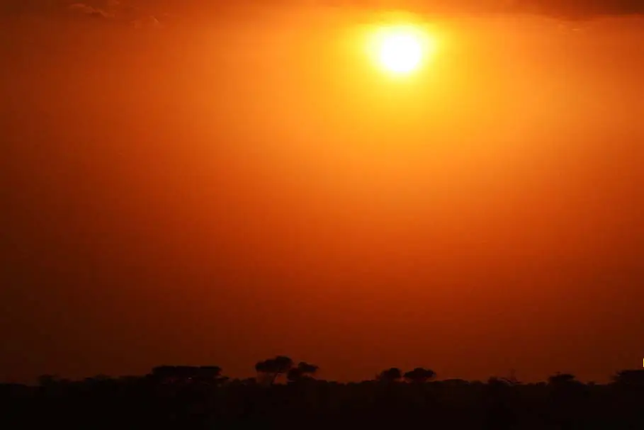 sunset-serengeti-jadore-safaris-tanzania